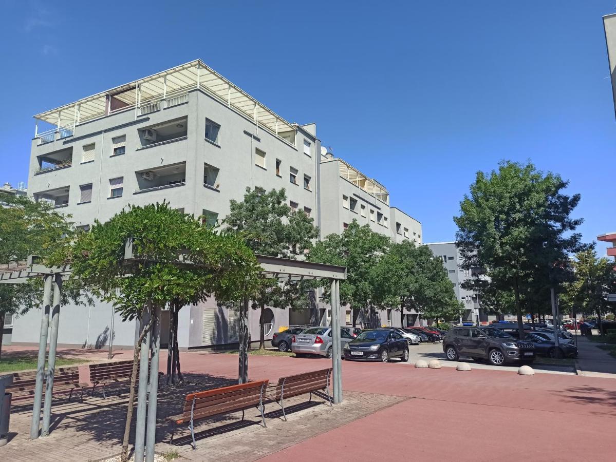 Zagreb Lake Star & Included Garage Parking Place 외부 사진